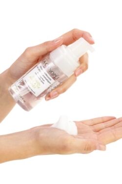 Cleansing foam with aromatic plants 115ml - Image 2