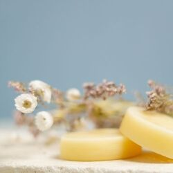 Soin Après-Shampoing démêlant solide 40g UMAÏ – Image 2